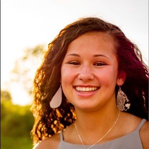 Meet your Posher, Allison